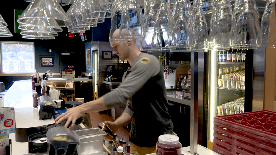 MI restaurant owners: 50K jobs at risk after tipped wage hike Local