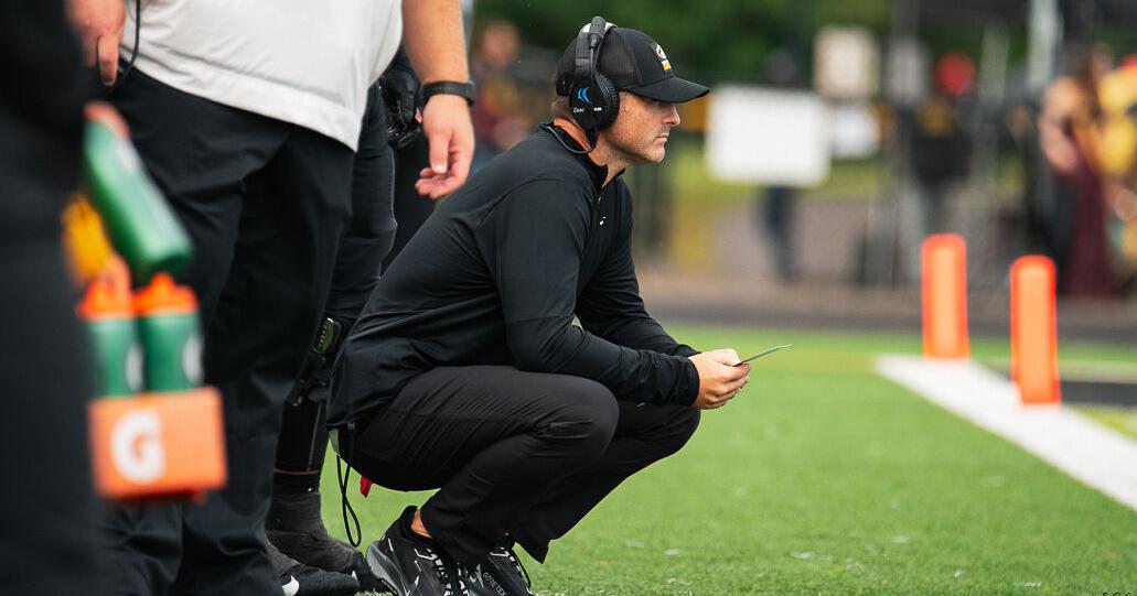 Huskies Football inks 42 on National Signing Day