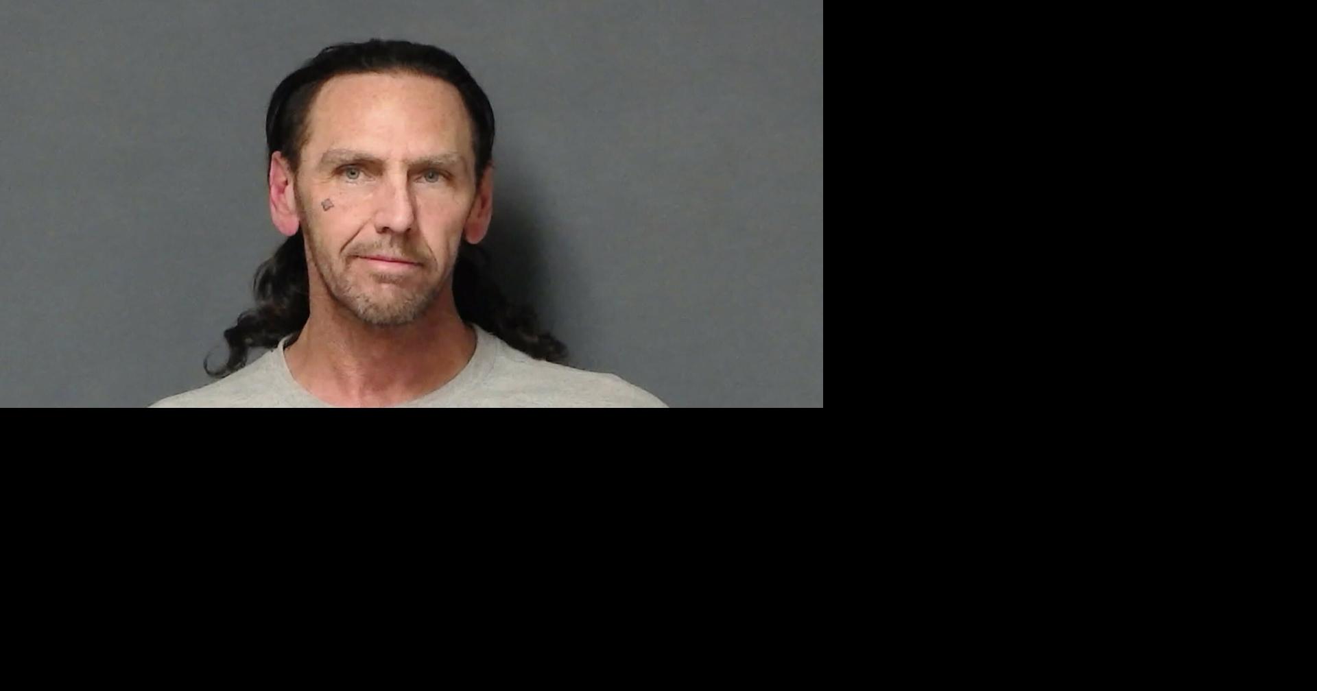 Gogebic County Sheriff's Office searching for wanted fugitive