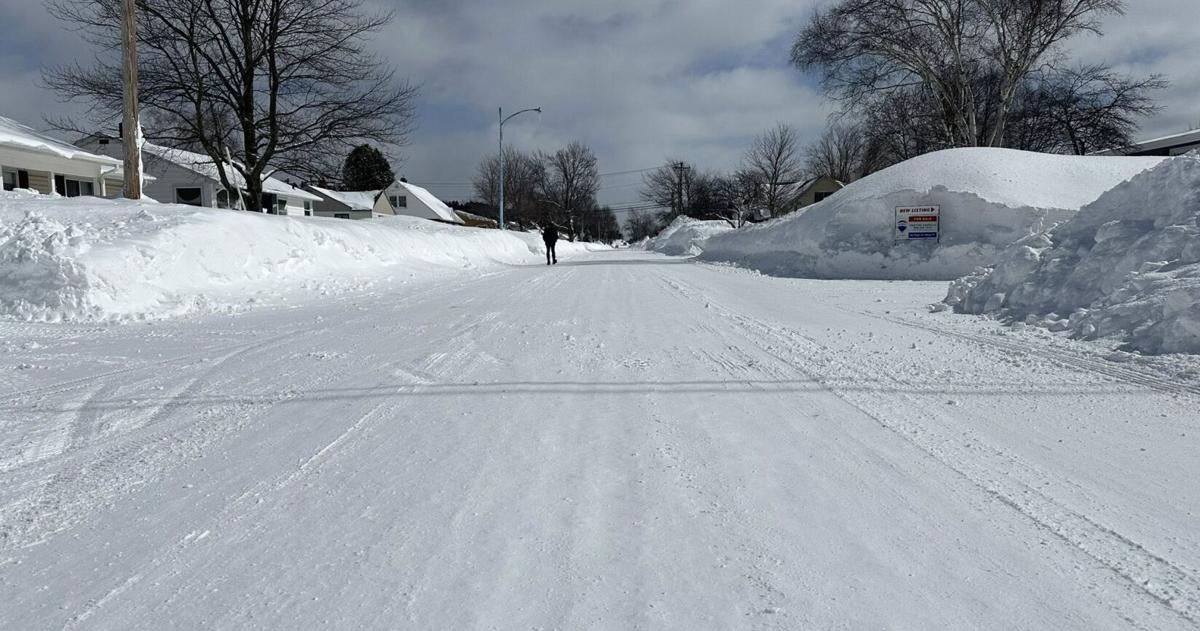 Governor Whitmer approves bill to forgive weather related school makeup days