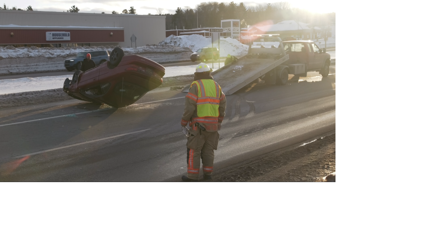 Sheriff: One injured in US-41 roll-over crash by car failing to yield