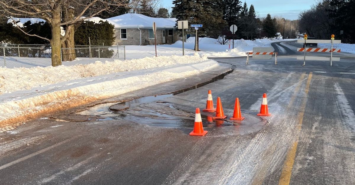 Kingsford water main break leaves nearby homes with low water pressure ...