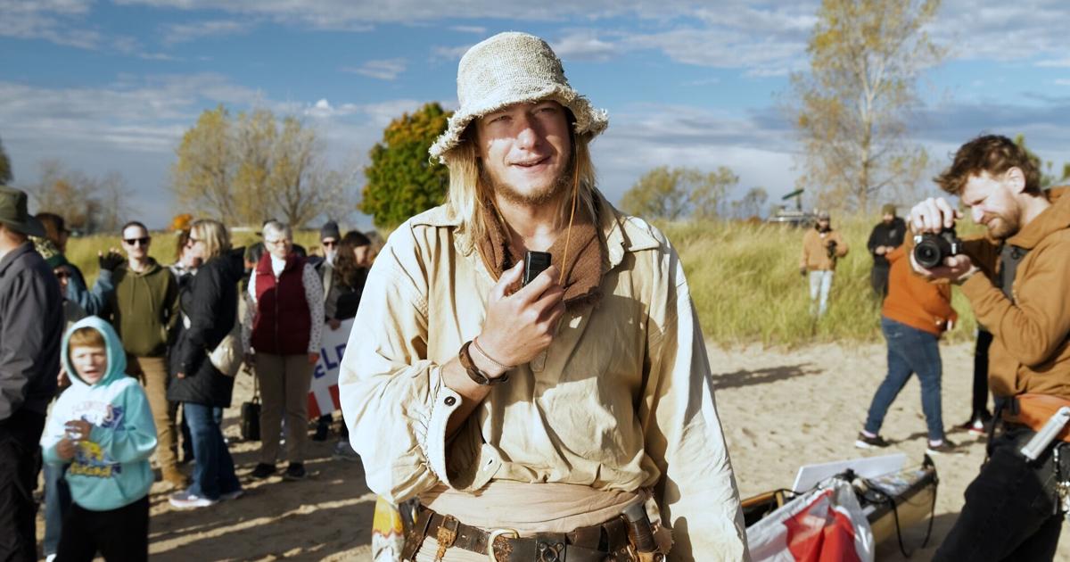 Michigan man youngest to canoe 'from Canada to Gulf of Mexico and back' — the hard way