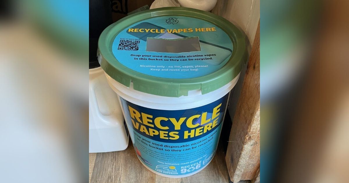 where to throw away vapes C-Thru Nexus® 8G Vape Recycling Bins |Transparent main image 0