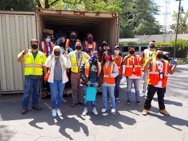 Earth Day clean-up in St. Helena