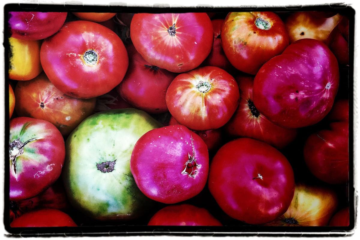 Organic Red Delicious Apples, 1 lb, Devoto Gardens