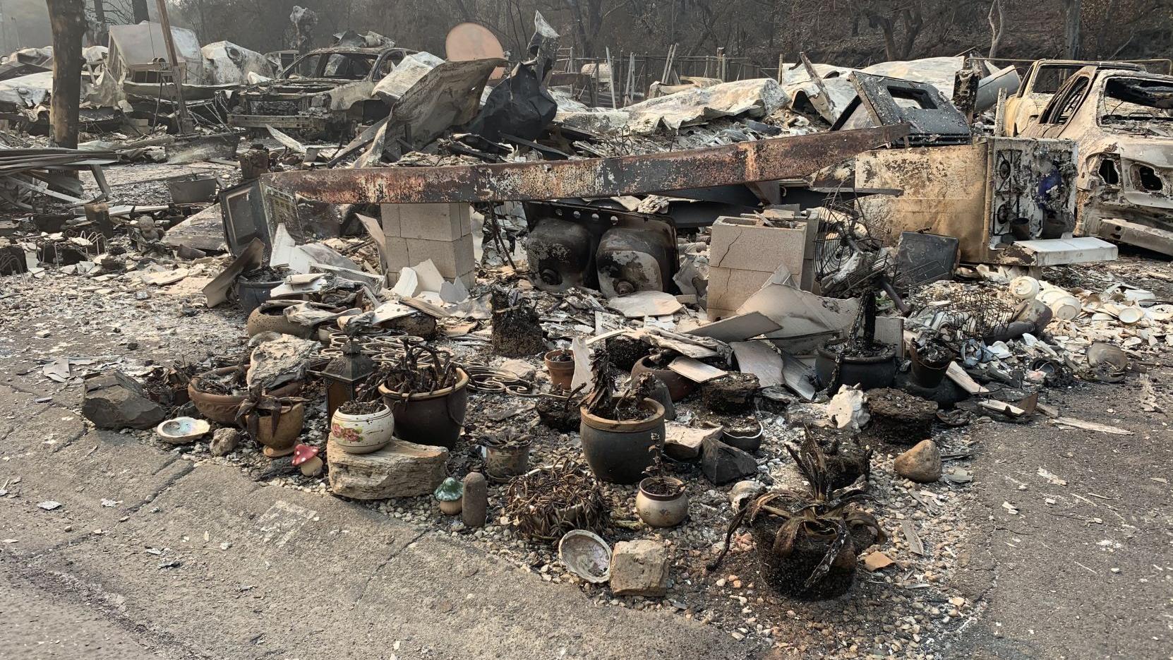 How a first date led to a murder, a cover-up and a huge wildfire that killed 2 - Vimarsana News