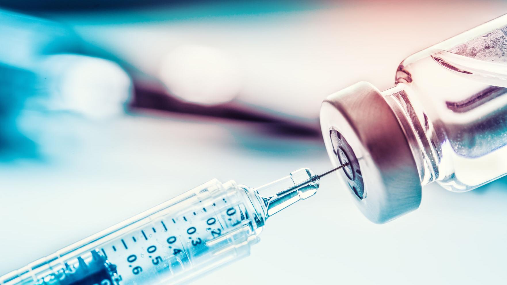 After health care workers, which essential employees in California will get the COVID-19 vaccine? - Vimarsana News