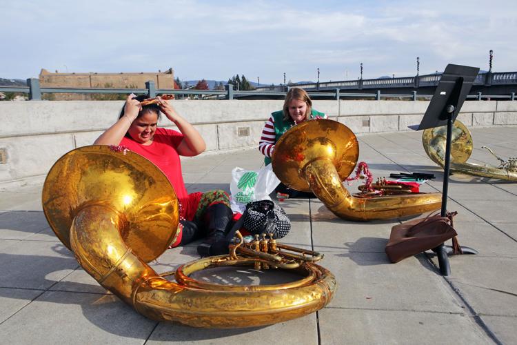 In Napa, a holiday celebration of peace and good will … and tubas