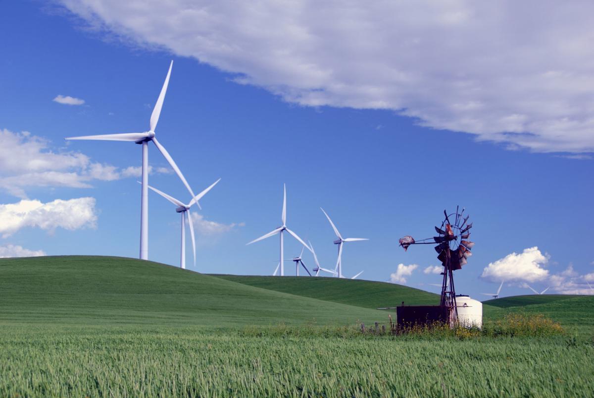 New report: California has five times more clean energy jobs than fossil fuel jobs