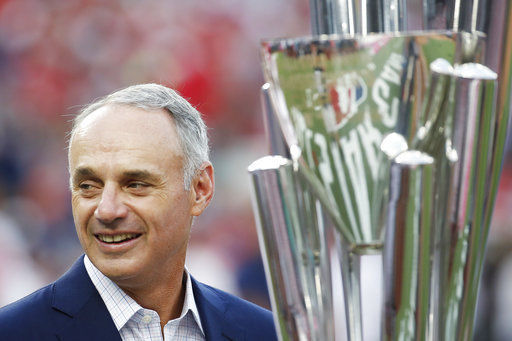 MLB stars hammer Manfred over 'piece of metal' trophy crack