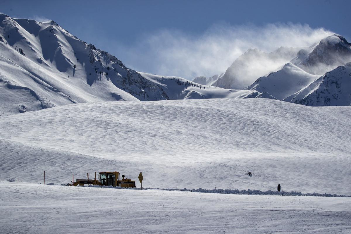 US-NEWS-CALIF-SNOWPACK-LA
