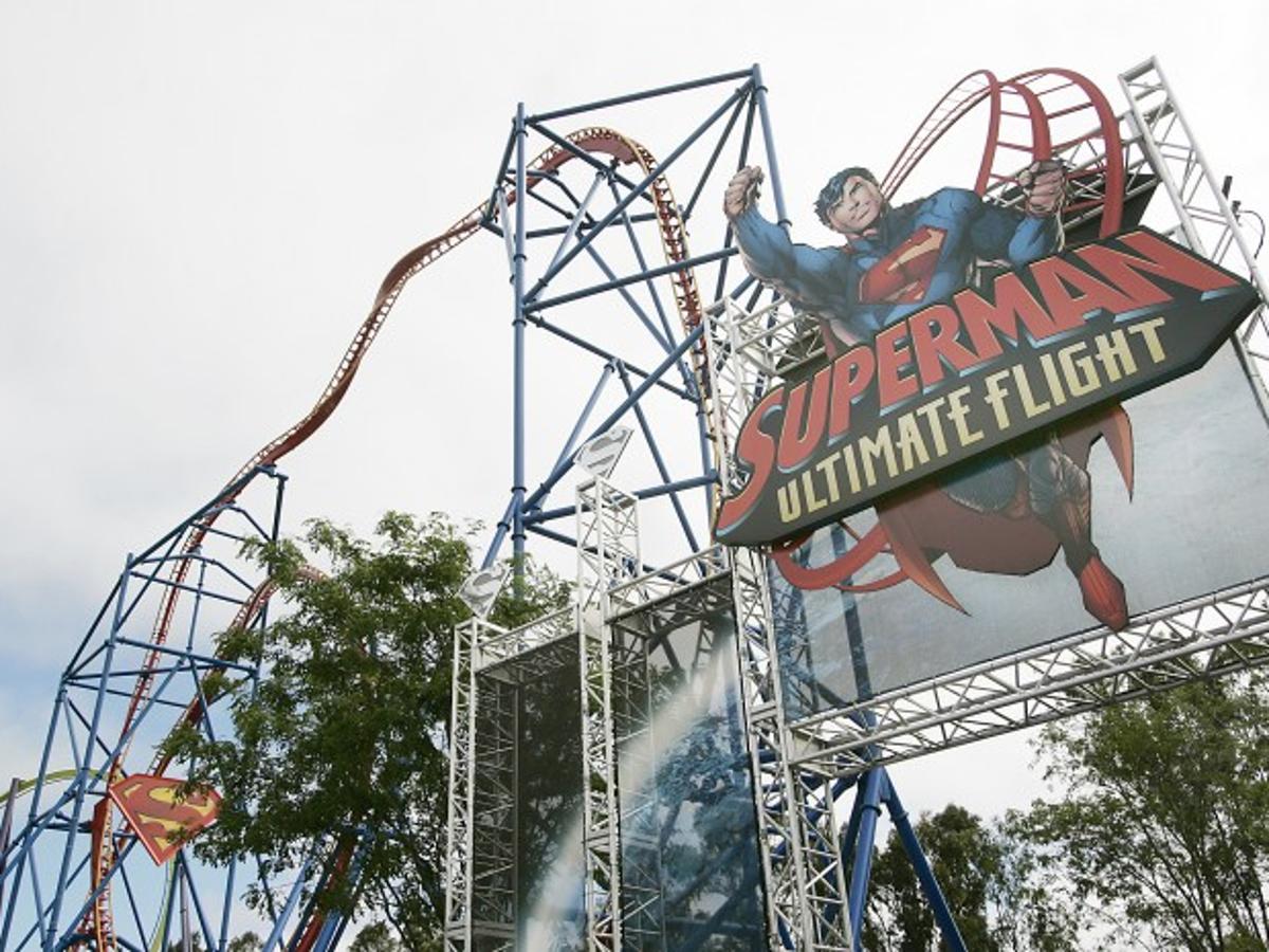 New Superman Themed Roller Coaster Delivers Thrills Local News Napavalleyregister Com