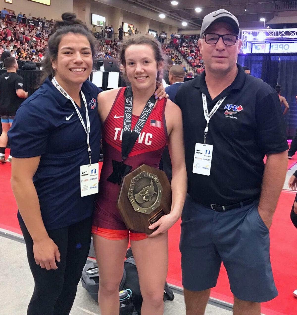 Women S Wrestling Vintage High Grad Fiske Hopes To Make History Saturday Sports Napavalleyregister Com
