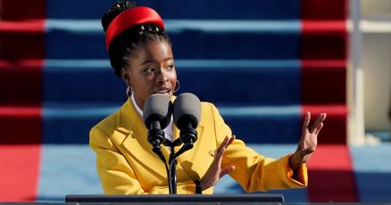 Amanda Gormans poem for Bidens inauguration banned for younger students at Florida school Amanda Gormans poem for Bidens inauguration banned for younger students at Florida school
