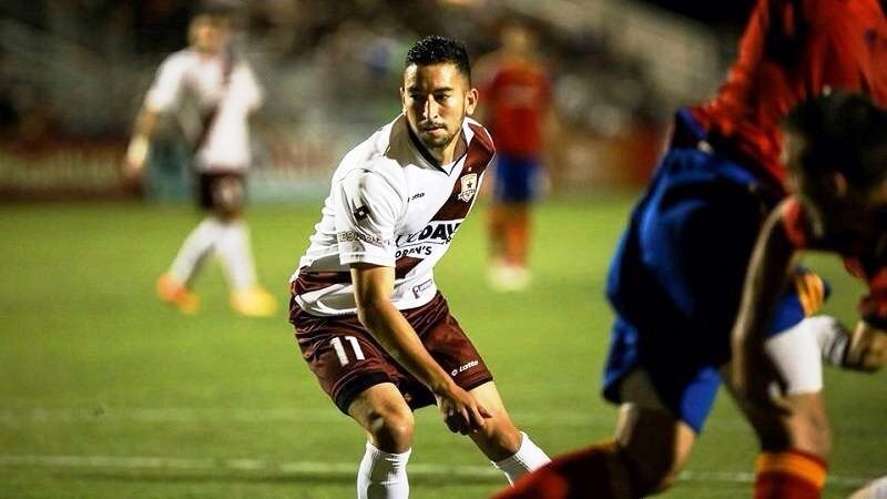 Football Travel: Club Atlético Huracán - Outside Write