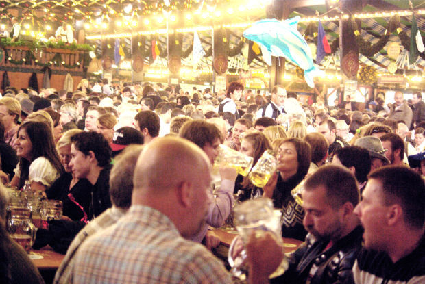 Oktoberfest The Annual Beer Disneyland Is Underway In Munich 2677