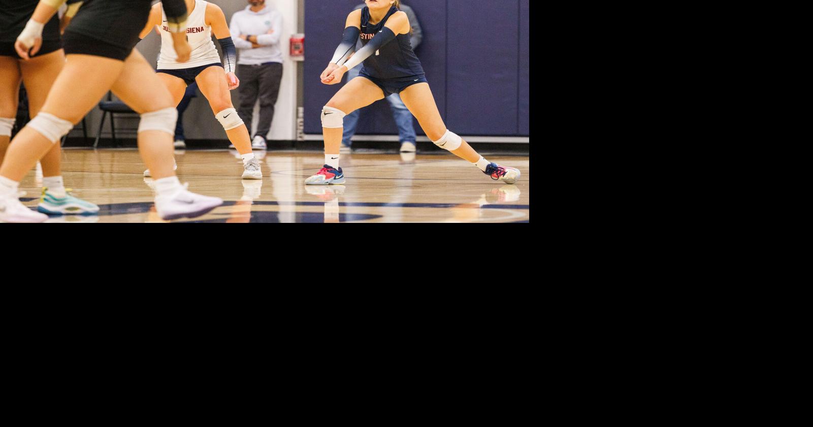 Justin-Siena's De Fina signs with Lewis & Clark College for volleyball