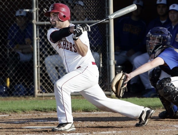 Vacaville High School's baseball team edged out by Elk Grove in