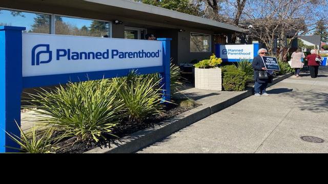 40 Days For Life Returns To Napa S Planned Parenthood Clinic Drawing Critics And Defenders Local News Napavalleyregister Com