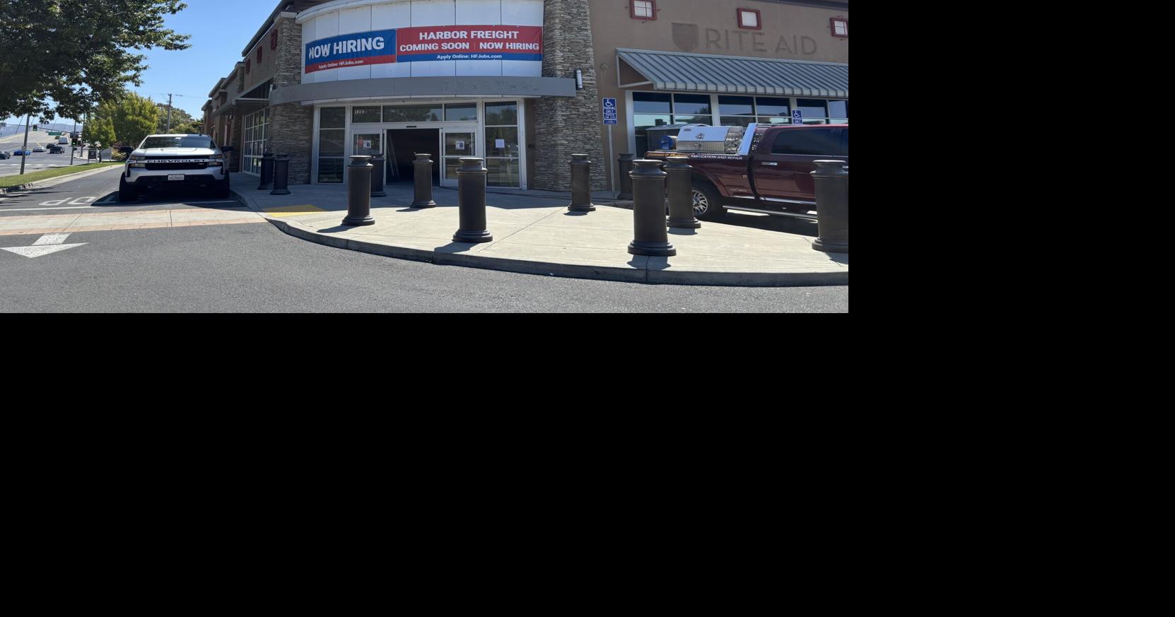 Spirit Halloween and AutoZone lease Napa retail spaces