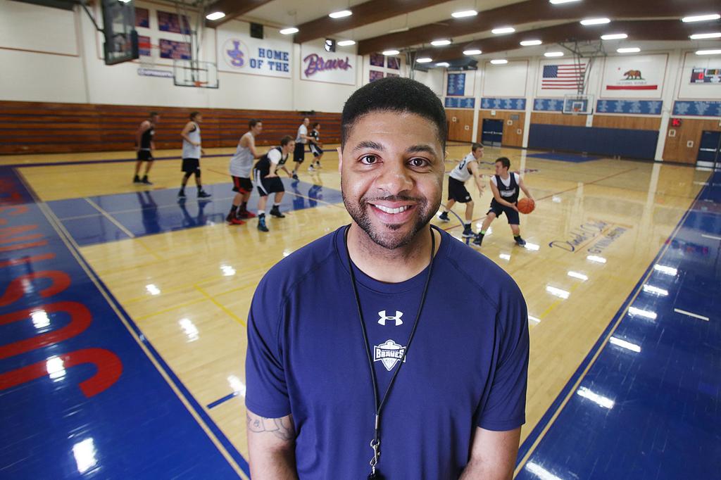 Hendrix Steps Down After Two Years As Justin Siena Basketball