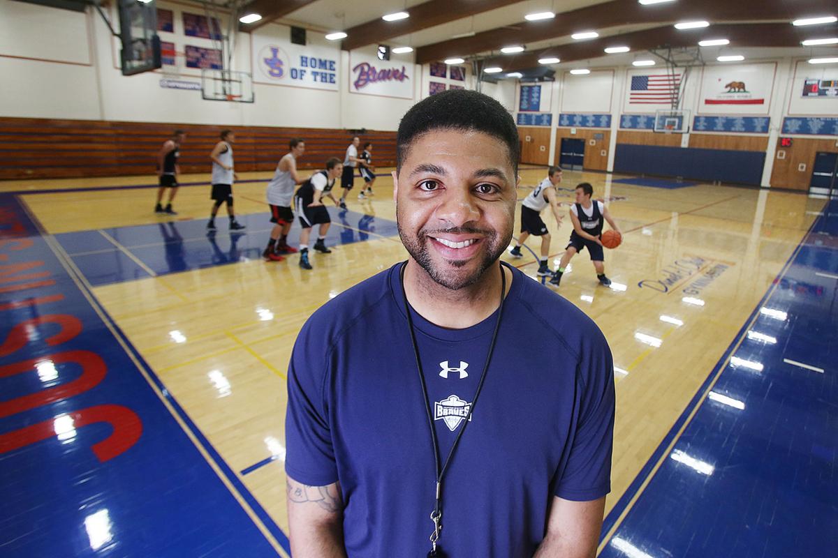Hendrix Steps Down After Two Years As Justin Siena Basketball Coach High School Napavalleyregister Com