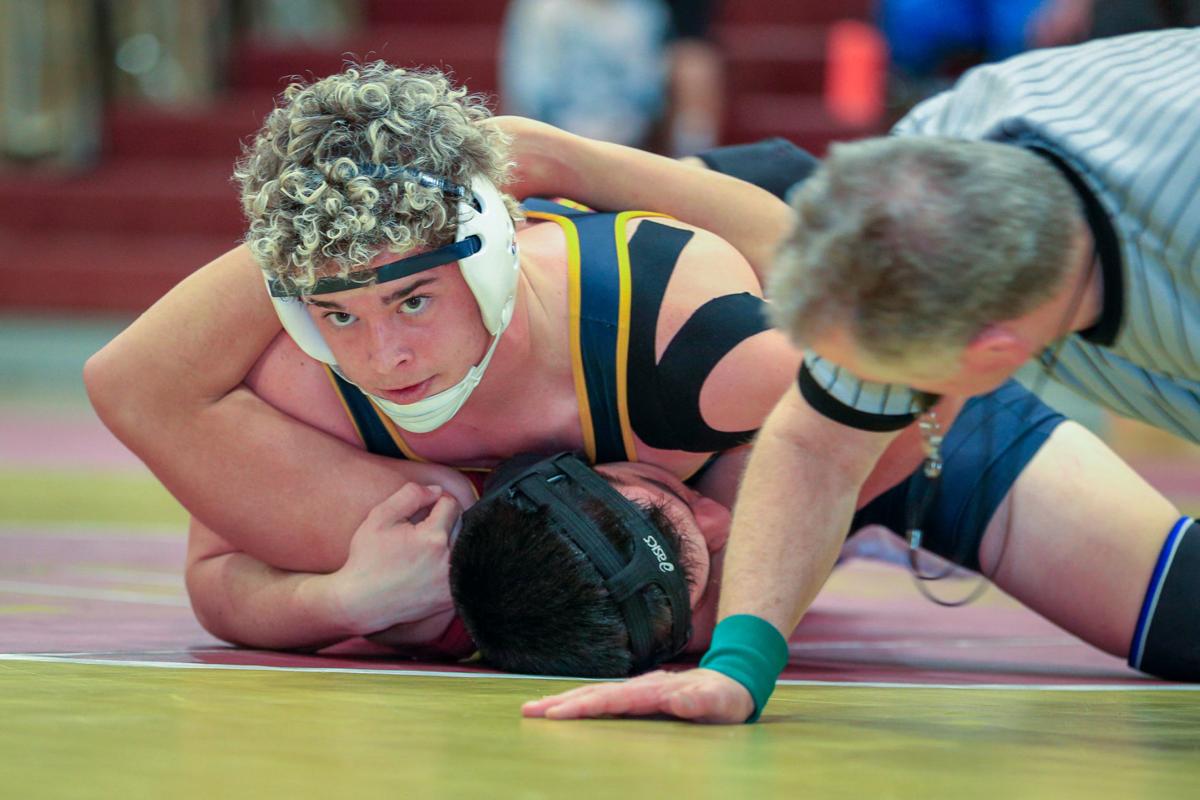 Prep Wrestling Vintage beats Napa on tiebreaker criteria High School