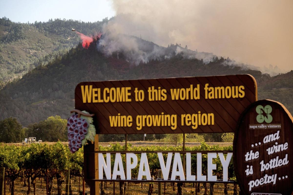 Images As Fire Explodes Across The Napa Valley Local News Napavalleyregister Com
