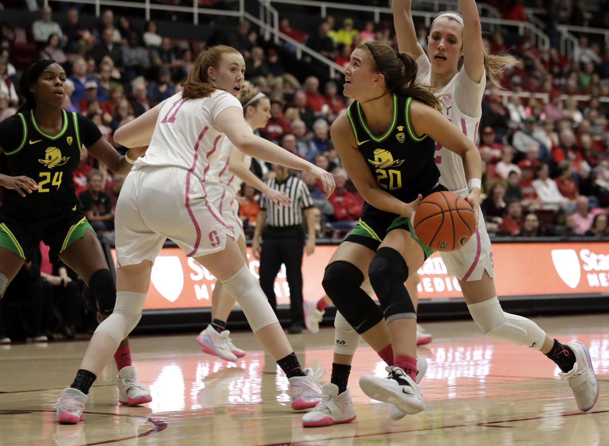 Women S College Basketball Ducks Ionescu Reaches Milestone