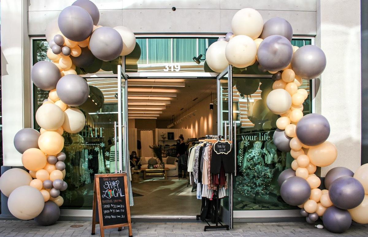 A large garland made by Balloon Girl Napa.