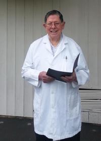 Dr. Hendricks of Larsen Eye Group.