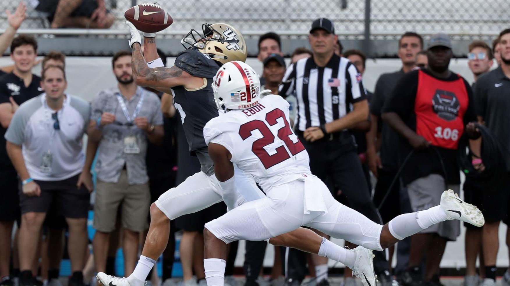College Football Gabriel Throws 4 Td Passes As No 17 Central