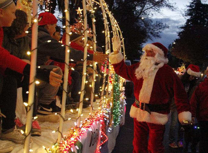 The lead up to Napa's Christmas parade