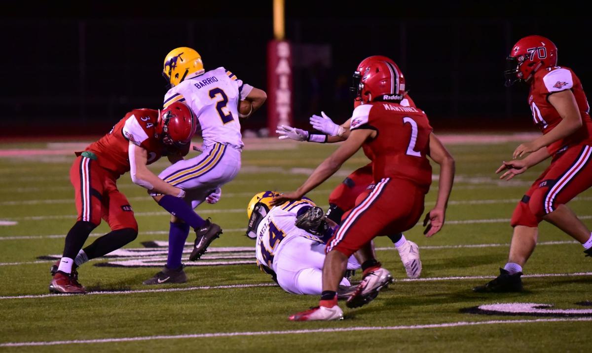 Prep Football St Helena Stifled By Middletown 20 6 In Second