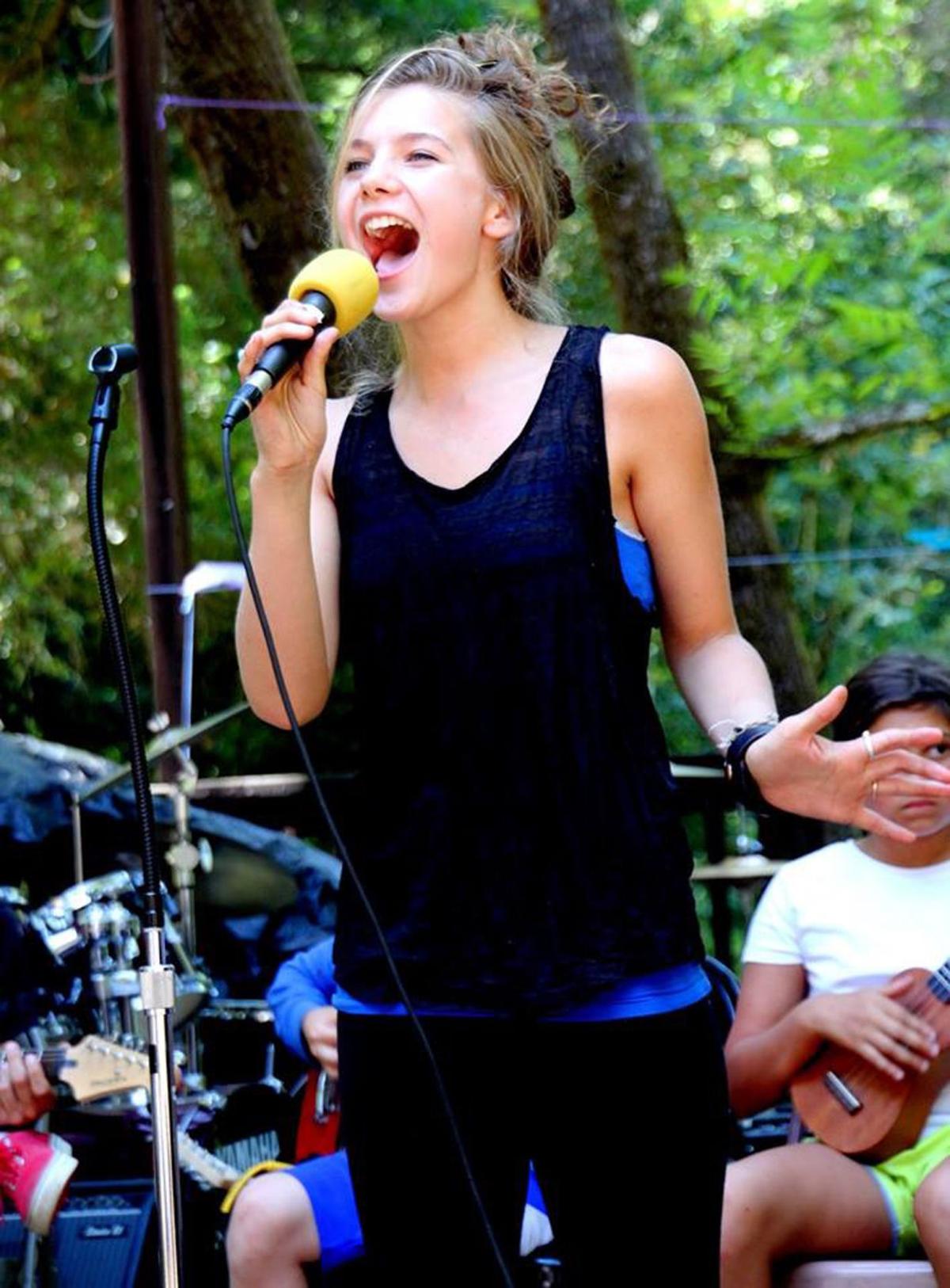 'Avonlea Live' at Lucky Penny