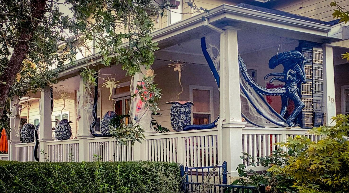 Halloween displays in Napa Valley