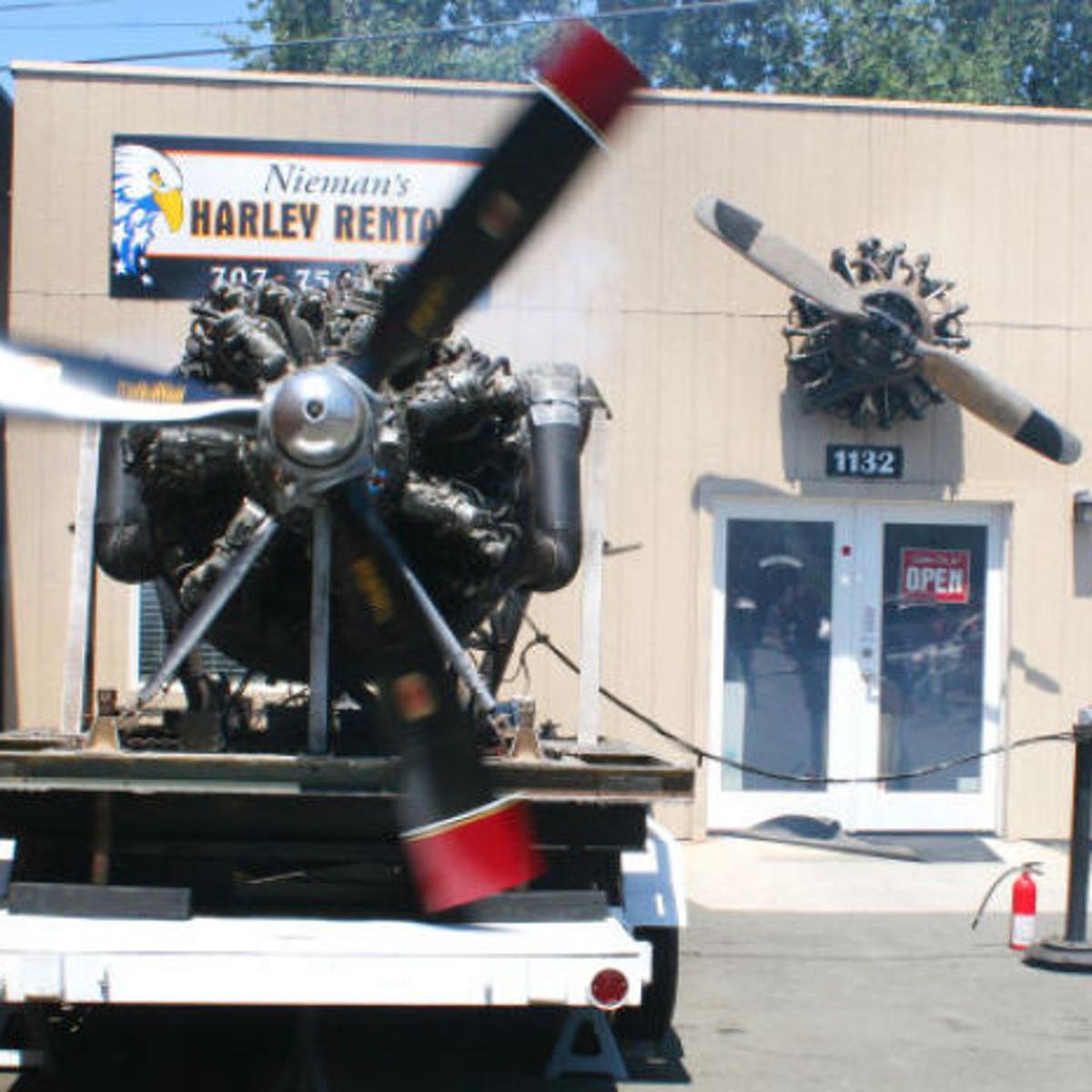 Cold War Bomber Engine Draws A Crowd Local News Napavalleyregister Com