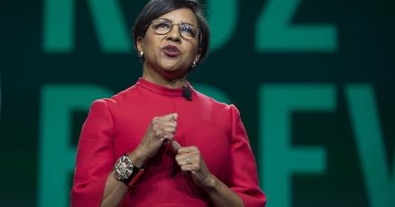 Women are losing ground Retailers are replacing their female CEOs with men new analysis shows Women are losing ground Retailers are replacing their female CEOs with men new analysis shows