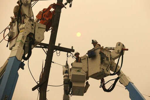 PG&E falls into deeper hole in 3Q with $1.6 billion loss