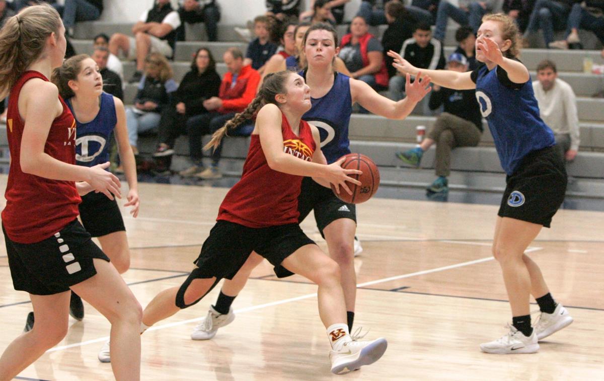 Vintage Girls Basketball Outlook With 4 Returners Crushers Look