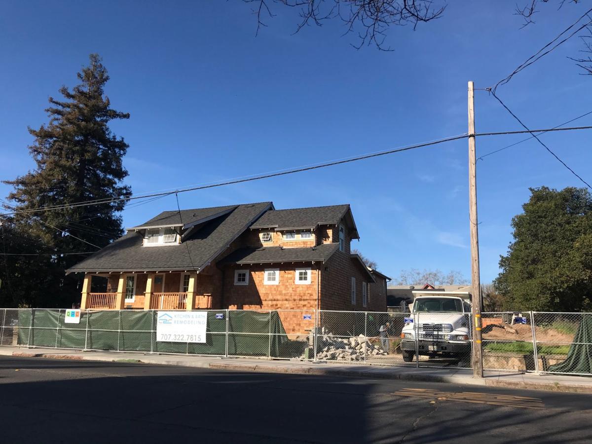 Landmark Napa Bar The Green Lantern Demolished For Likely Housing Local News Napavalleyregister Com
