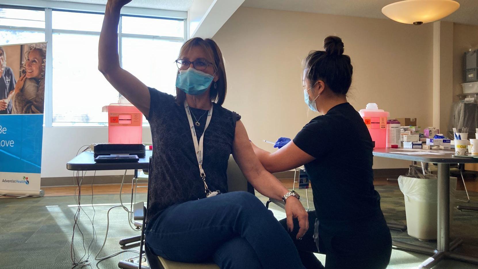 Napa County's frontline health care workers receive first round of COVID-19 vaccinations - Vimarsana News