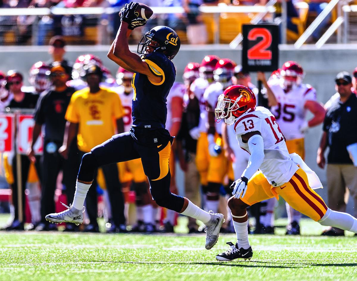 Goal Posts Up 65 000 Plus For Cal Football Opener In Australia