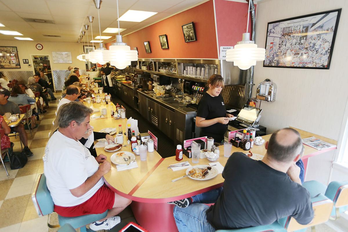 Butter Cream Bakery, holdover of pretourist Napa, honored by Bon