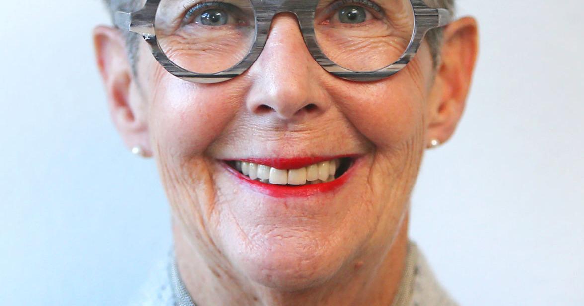 Janet Peischel’s The Internet Marketer: Time to incorporate text messaging into your marketing plan? | Business Janet Peischel’s The Internet Marketer: Time to incorporate text messaging into your marketing plan? | Business