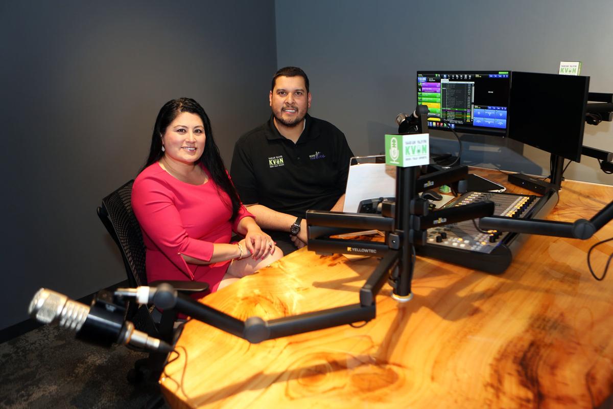 Napa's KVON, KVYN radio stations open new studio | Local News | napavalleyregister.com