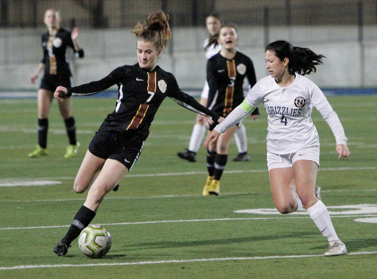 Prep Girls Soccer Rivals Battle To Big Game Draw High School