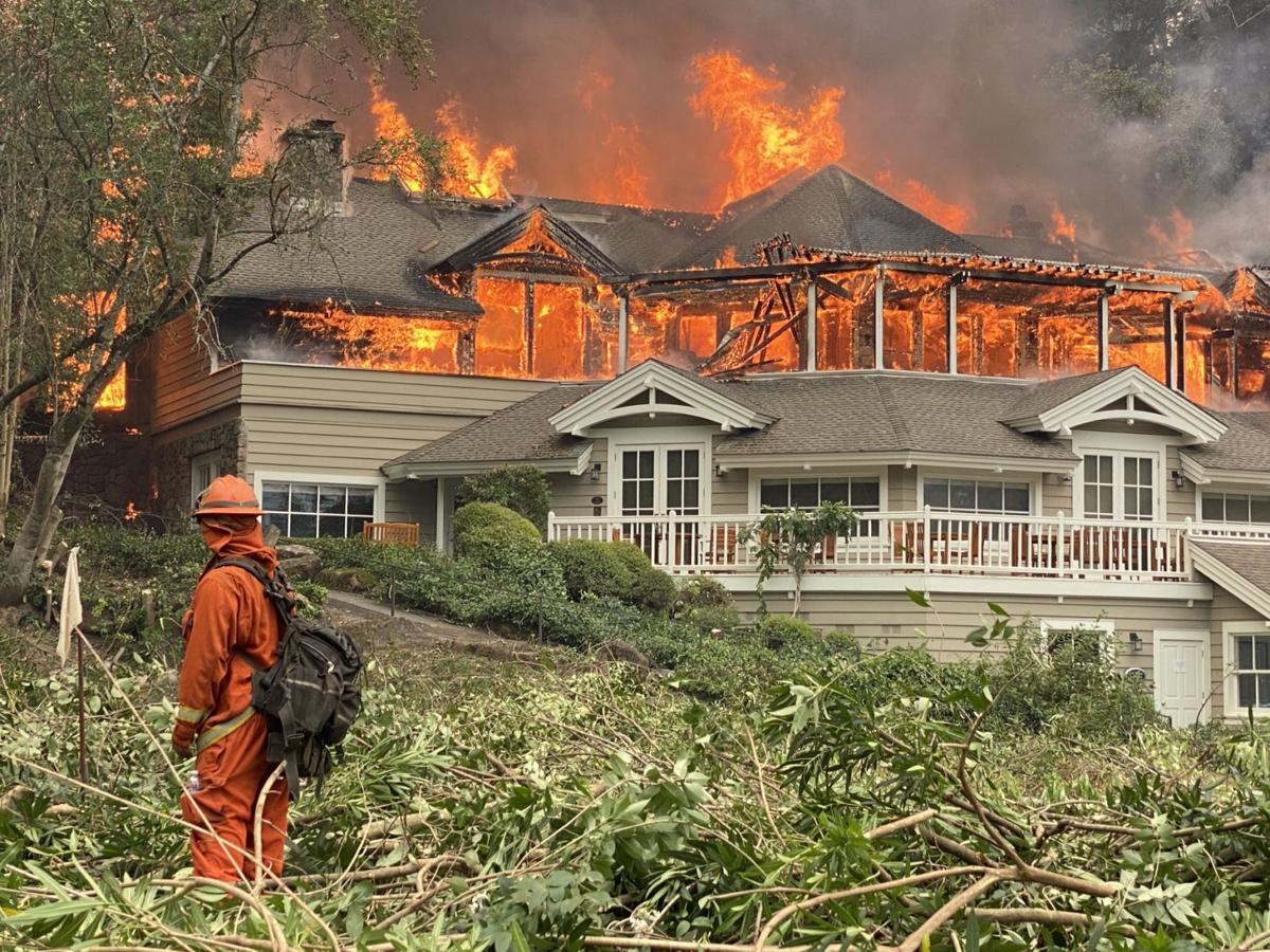 Fire Explodes Across Napa Valley Wine Hospitality Businesses Burn Local News Napavalleyregister Com