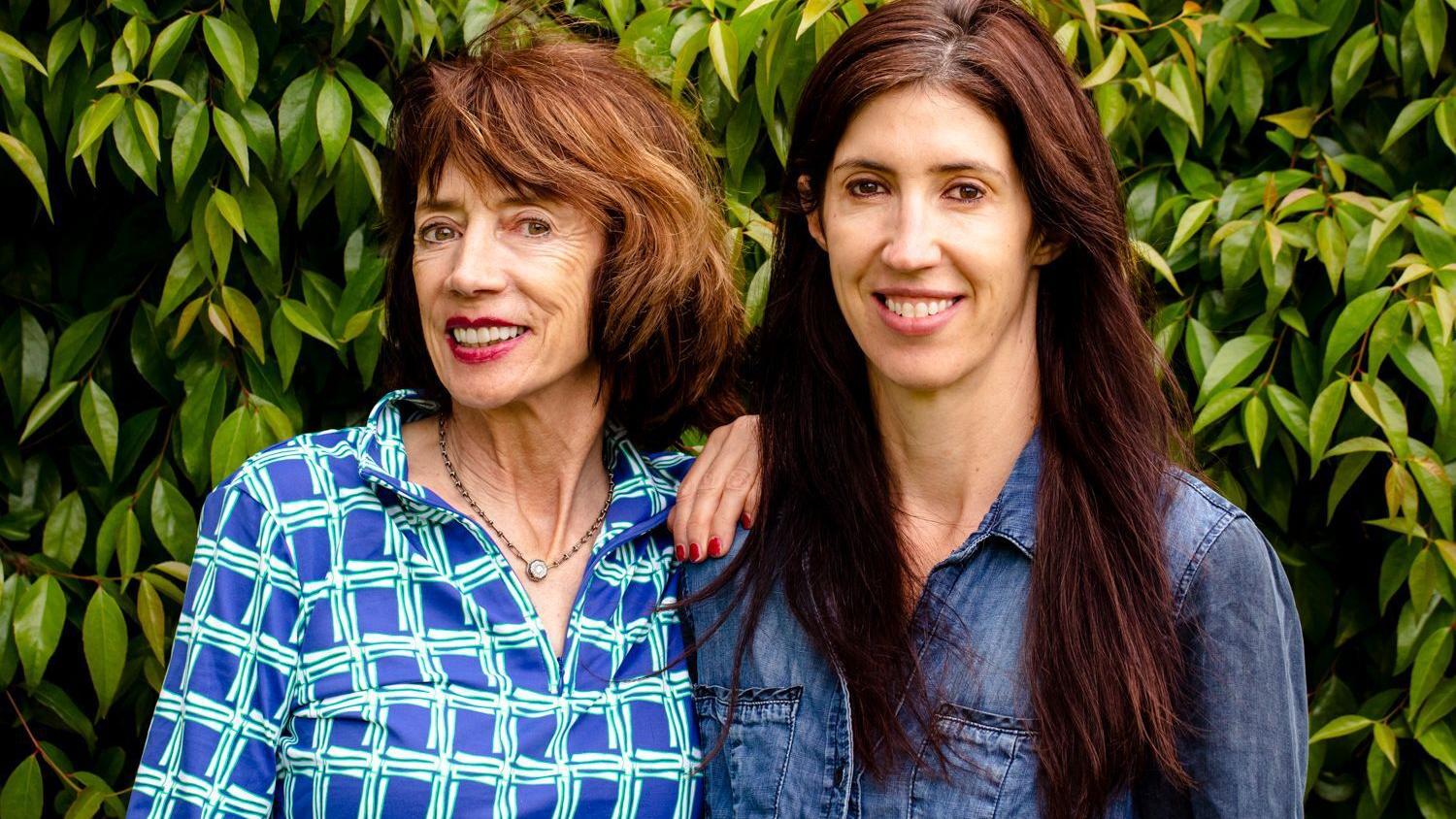 'Decanted': A daughter's winemaking experiences inspires a mom to write a novel - Vimarsana News
